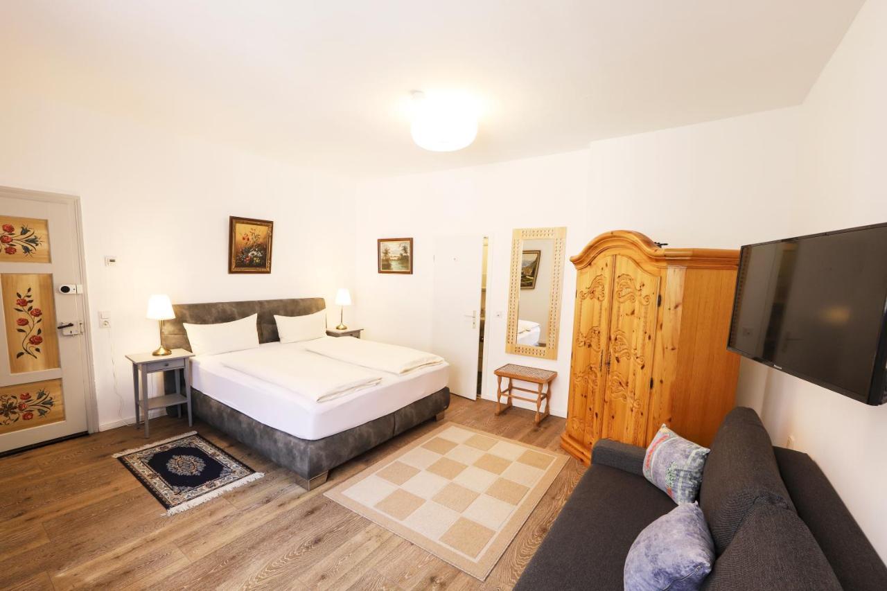 Hotel Garni "Zum Engel" Oberguenzburg Zewnętrze zdjęcie