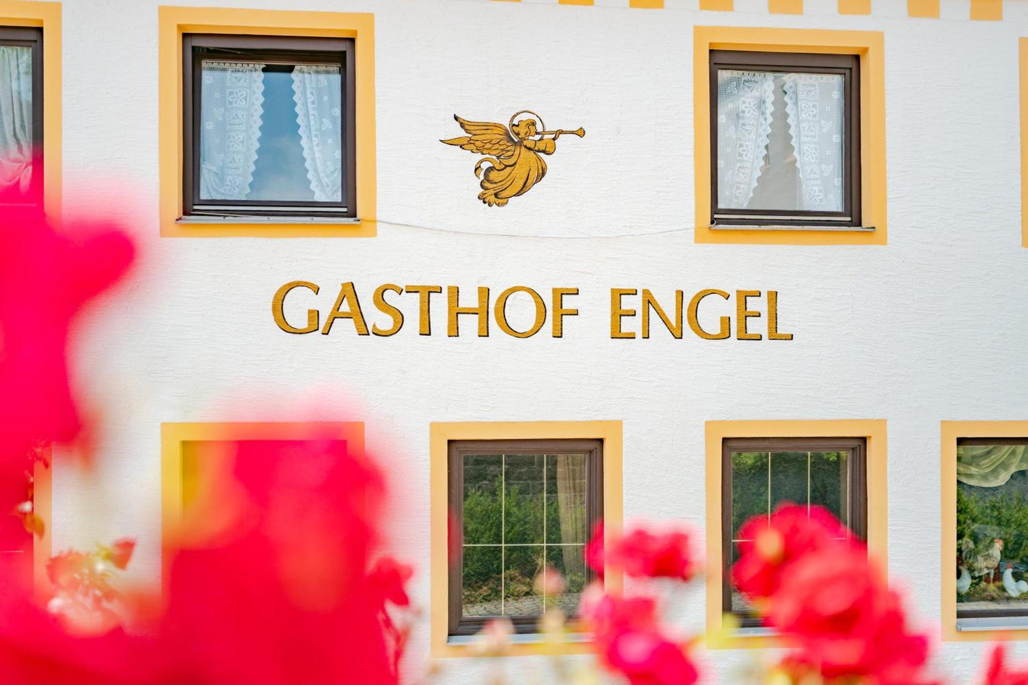 Hotel Garni "Zum Engel" Oberguenzburg Zewnętrze zdjęcie