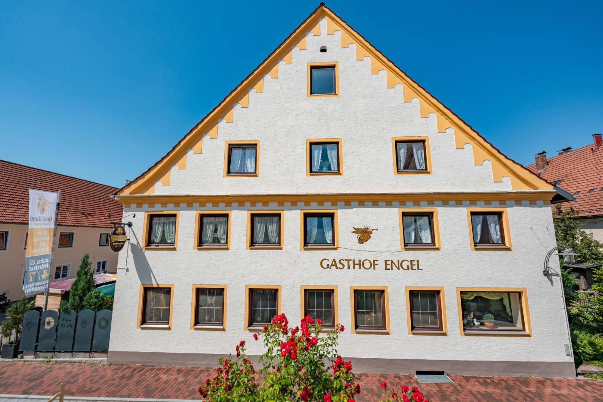 Hotel Garni "Zum Engel" Oberguenzburg Zewnętrze zdjęcie